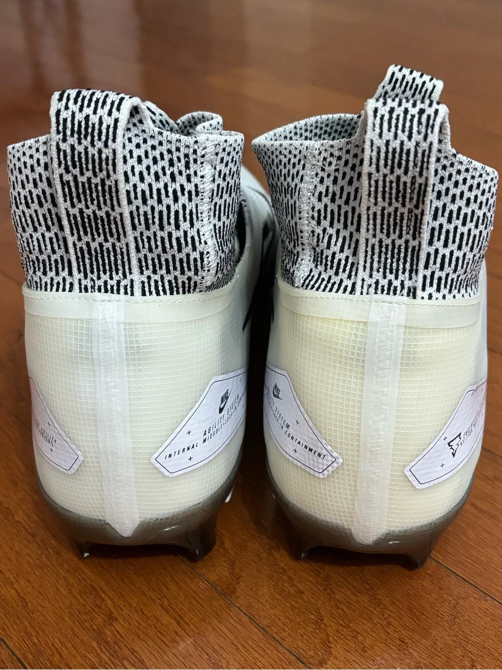 Nike Alpha Menace Elite 3 WIDE 'Ghost White' DH1350-100 Football size 16